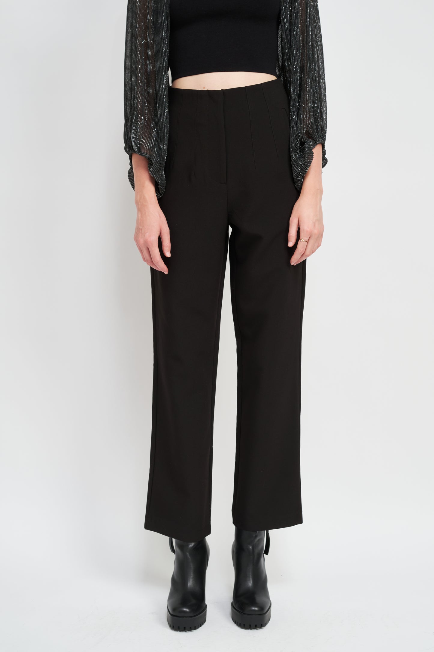 Della Straight Leg Pants